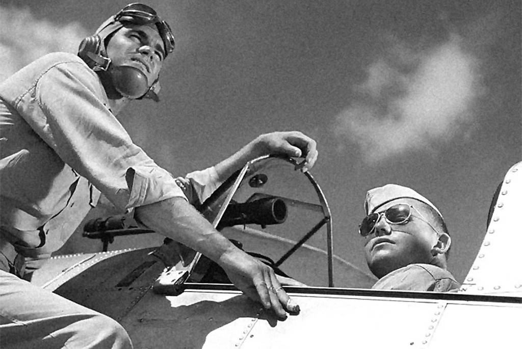 d-the-wayfarers-history-philosophy-and-iconic-products-pilots-in-ray-ban-aviators-via-mr-doveton.jpg