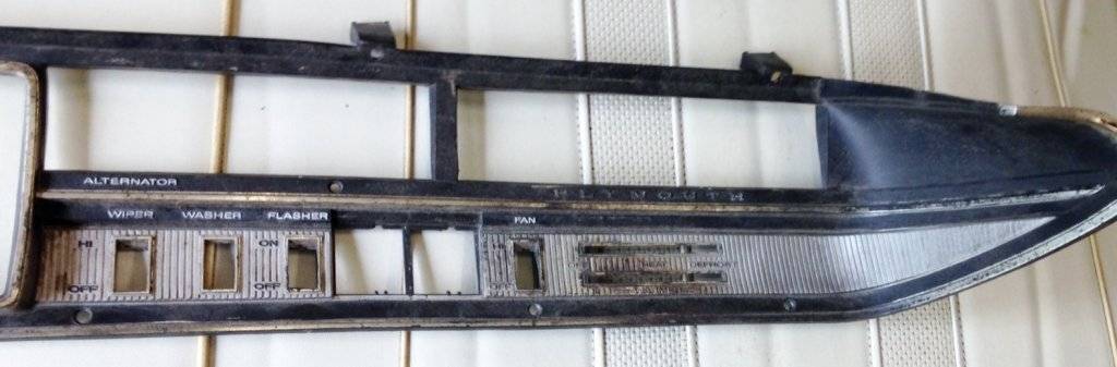 Dash Bezel Right.jpg