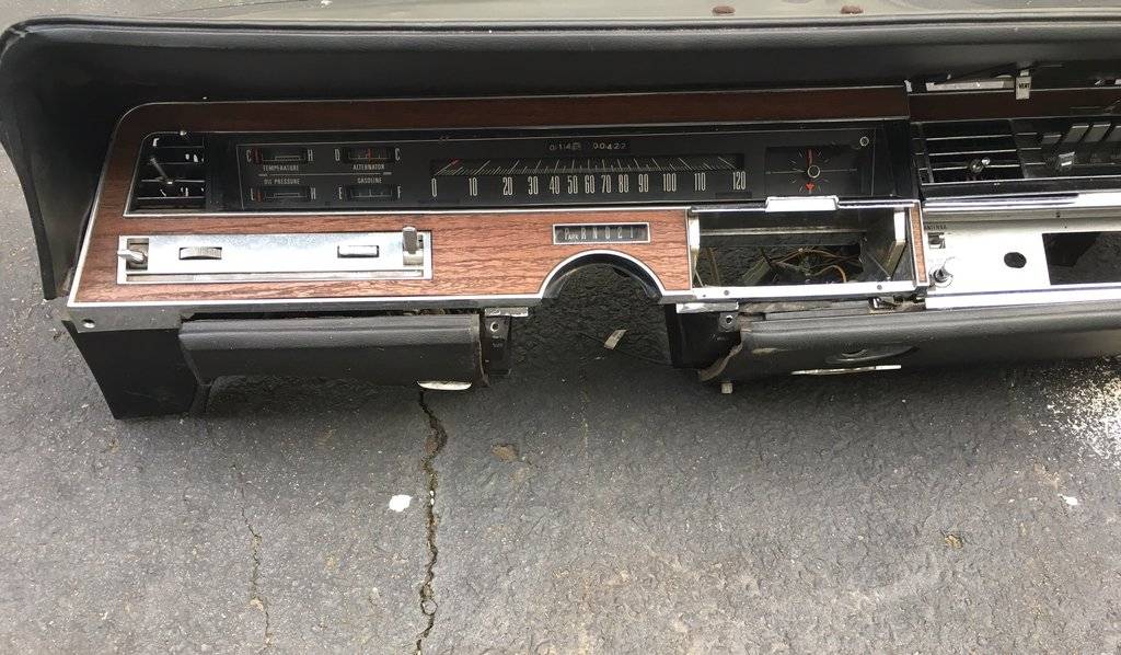 Dash front up close.jpg