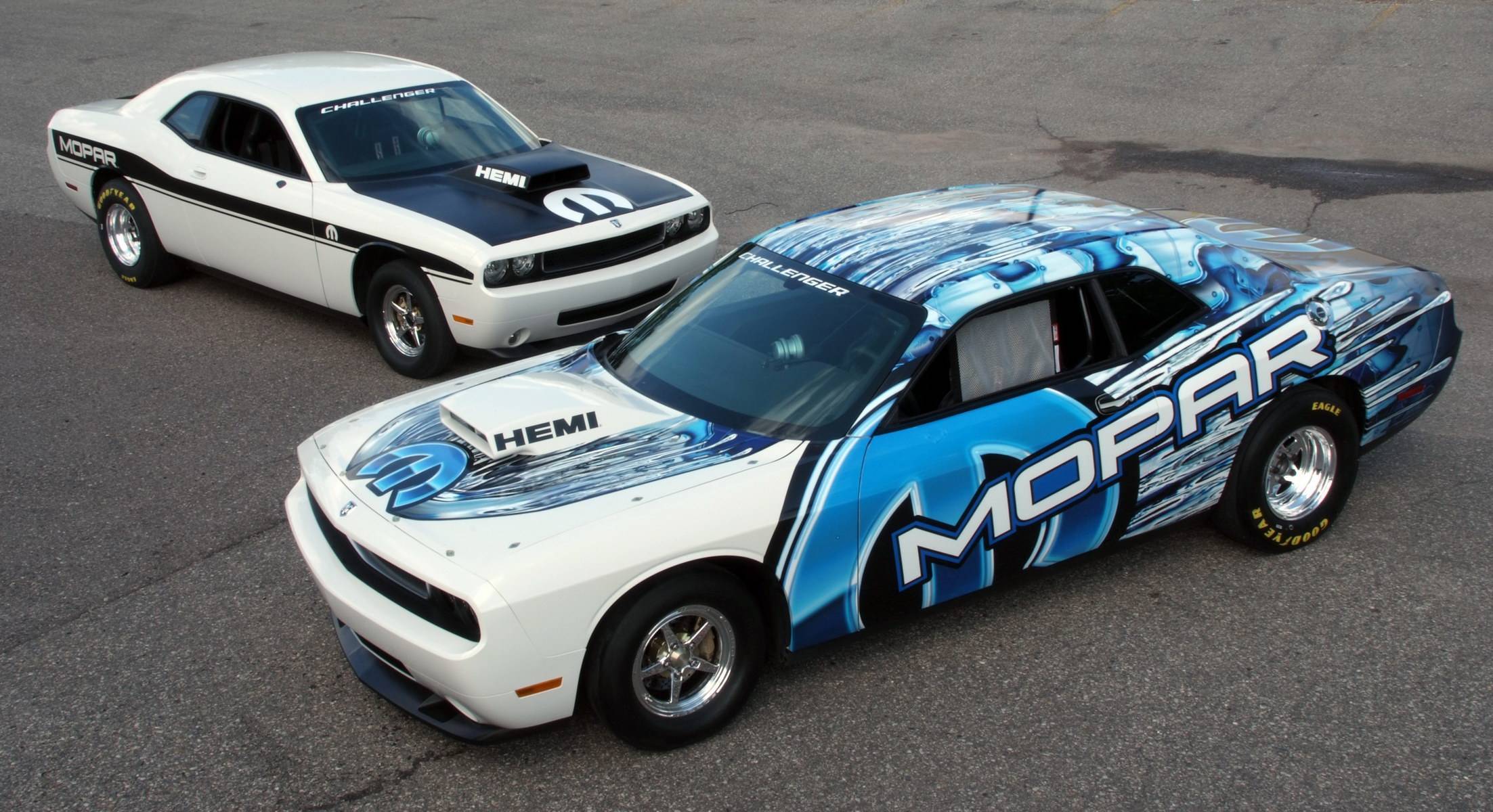dodge-challenger-drag-race-package-cars-by-mopar-hr-01.jpg