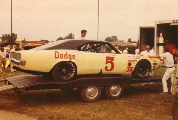 don white 1971 ex-engineering dodge charger 88.jpg