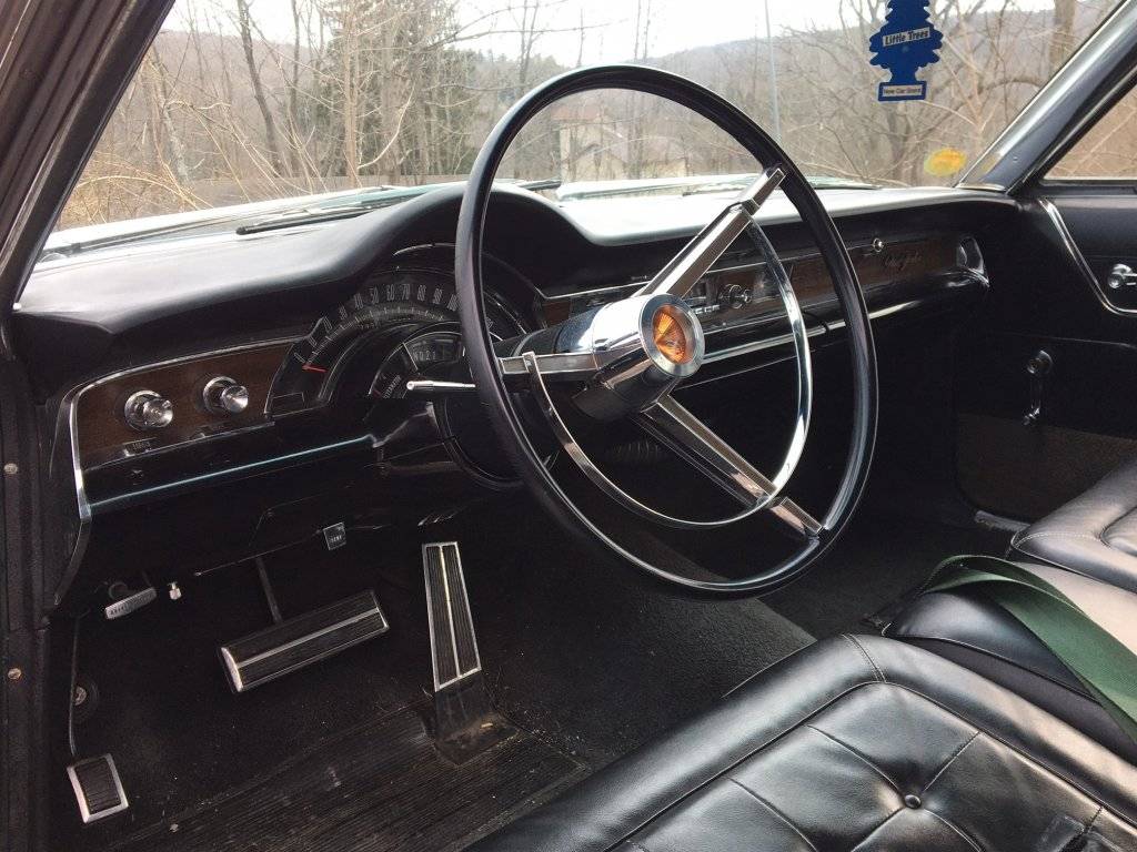 Drivers Side Dash.jpg