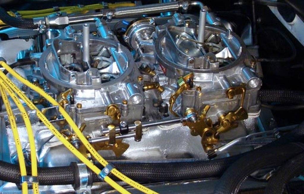 Dual Quad Carbs6.jpg