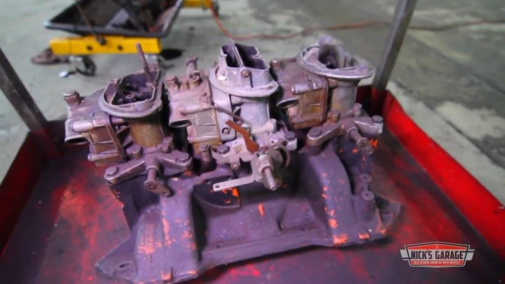 Dyno Room Smoke Show - 440 Six Pack Teardown!_00_02_54_04.jpg