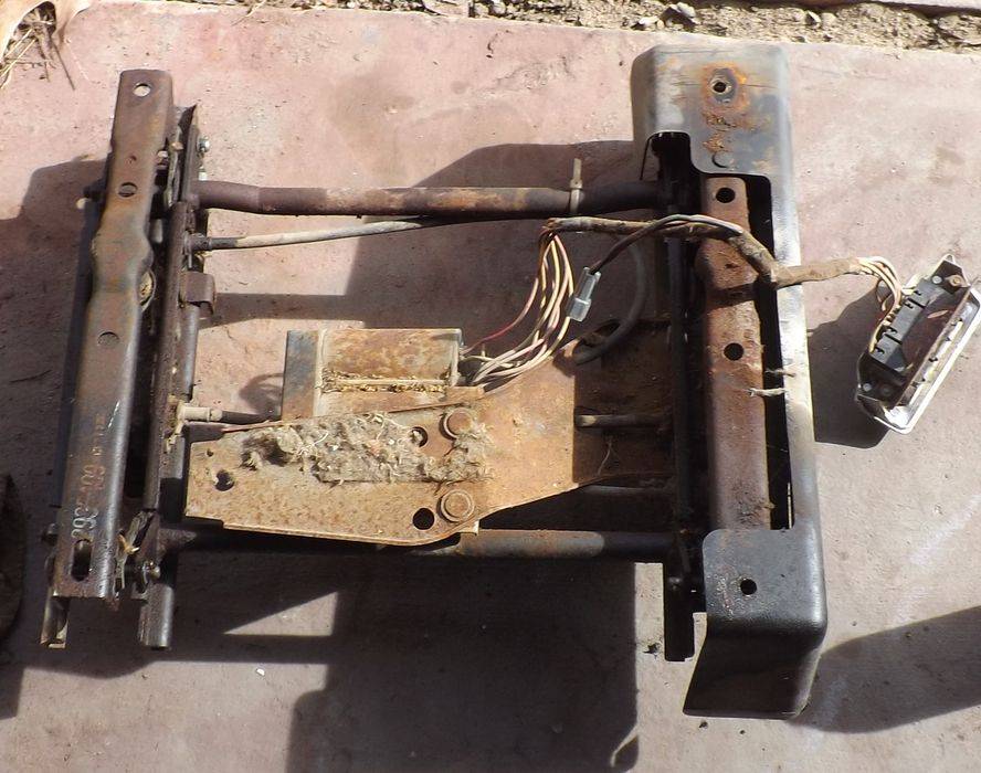 Electric seat base.jpg