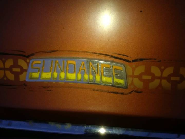 emblem_paint_sundance.jpg