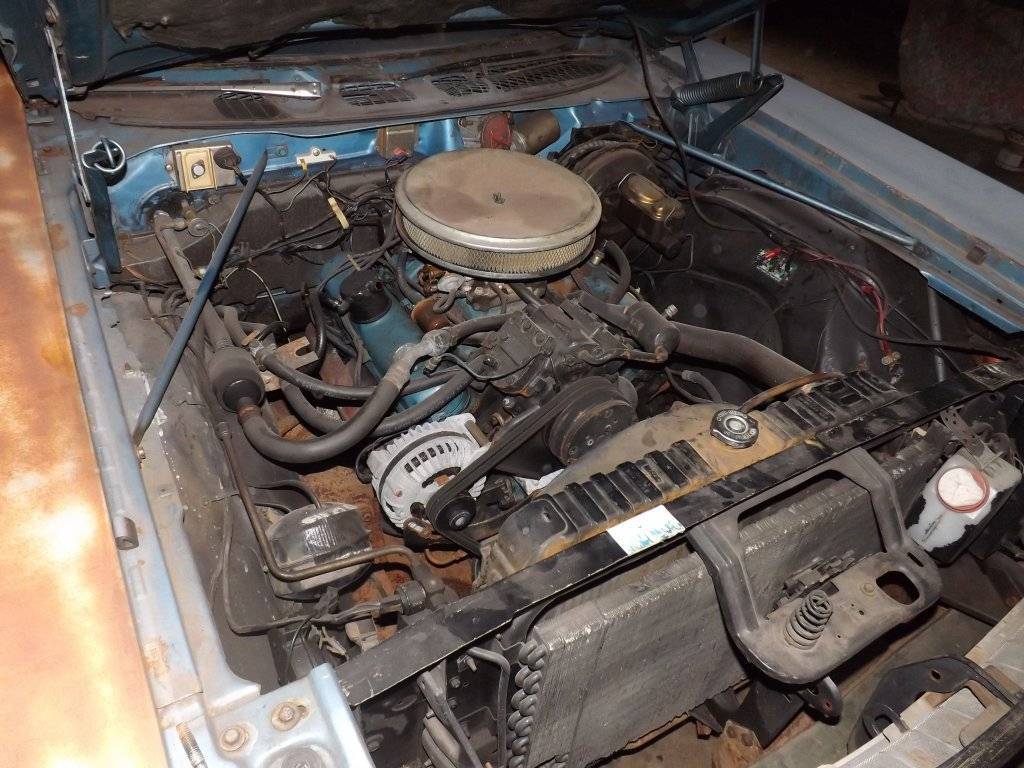 engine bay.jpg