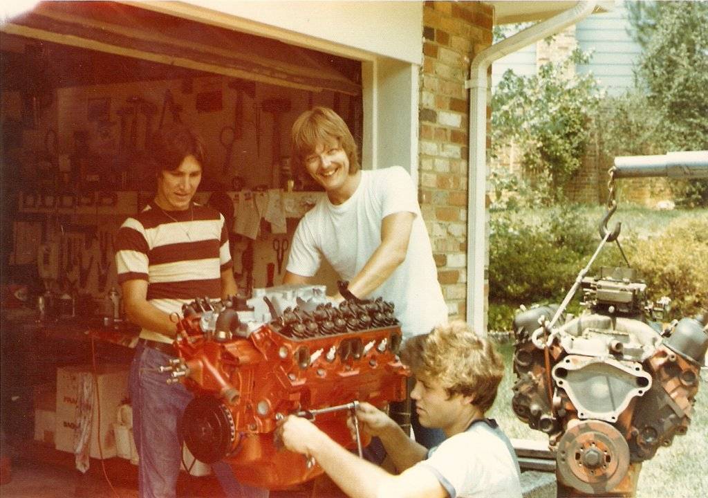 Engine transplant 318 to 340TA.  July 1977.jpg