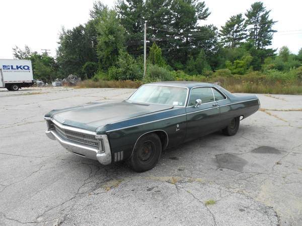 F9 - Dark Emerald Crown 2-door - 008.jpg