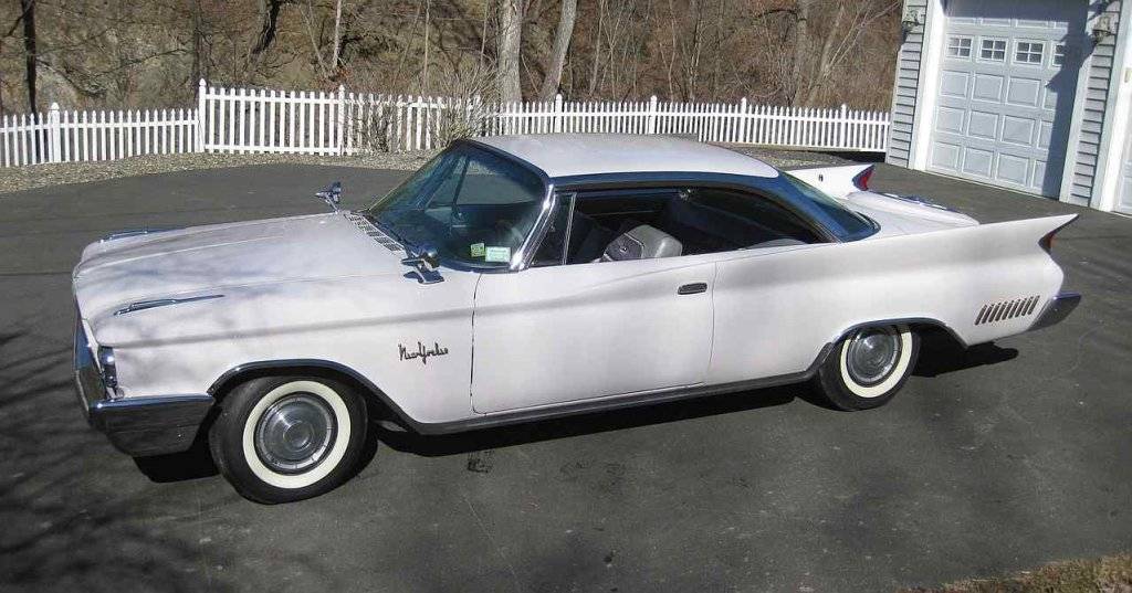 Feb 2023 in Driveway.jpg