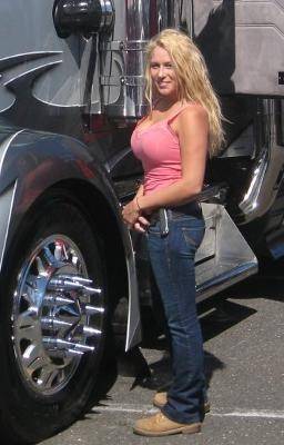 female-truck-driver-talks-safety-to-change-the-negative-image-of-truckers-21256257.jpg
