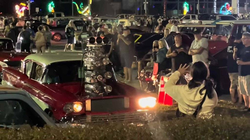 First day at the Daytona Turkey Run.004.Four.Blowers.jpg