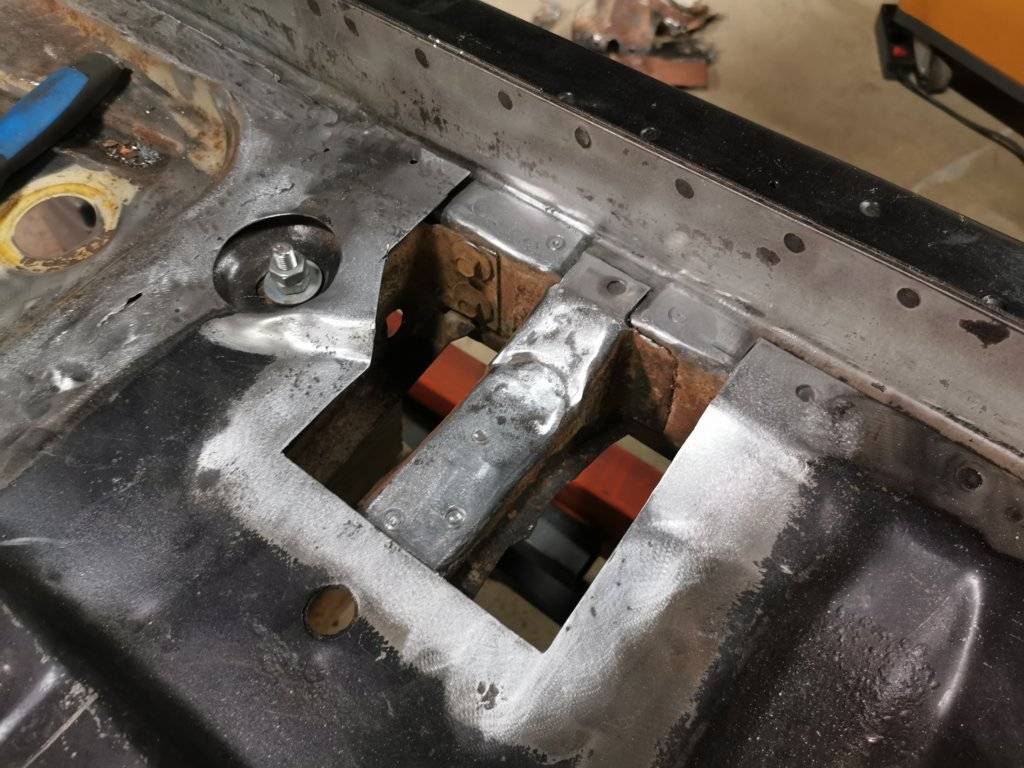 Floor Pan Center Right 03.jpg