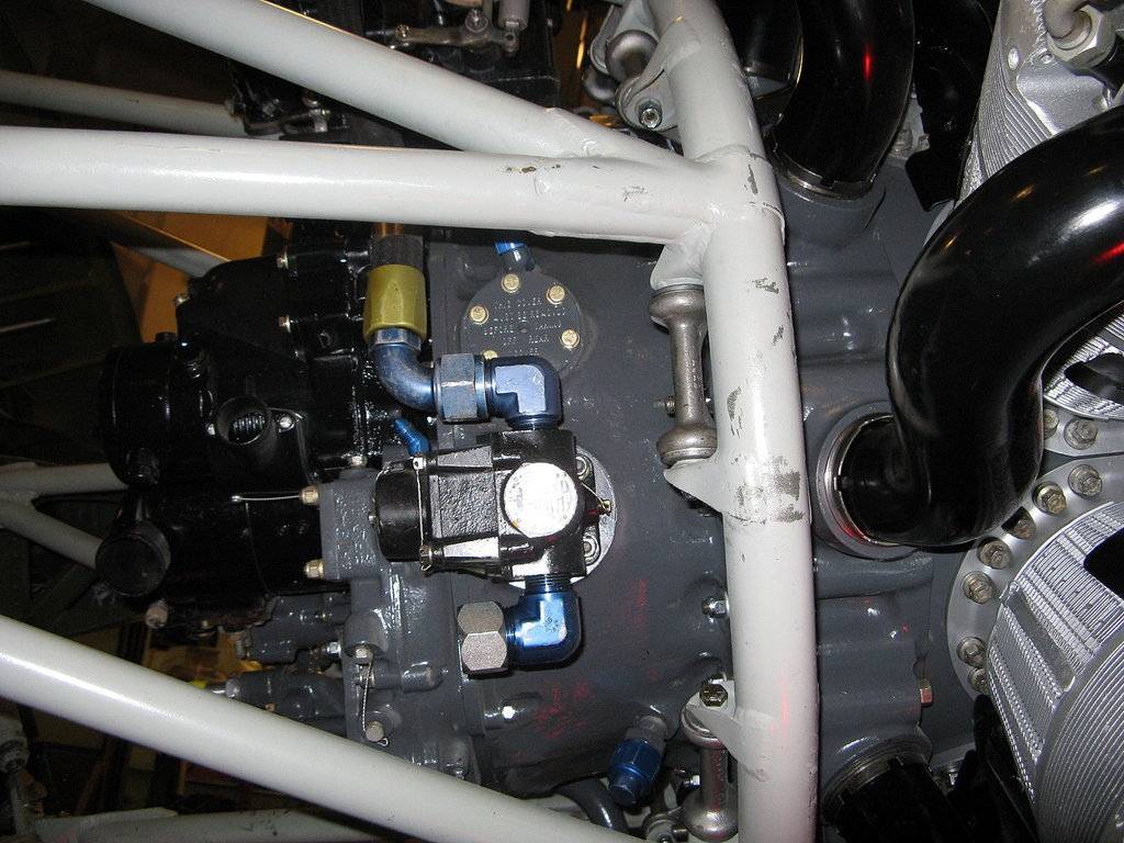 FM2_engine_006.jpg