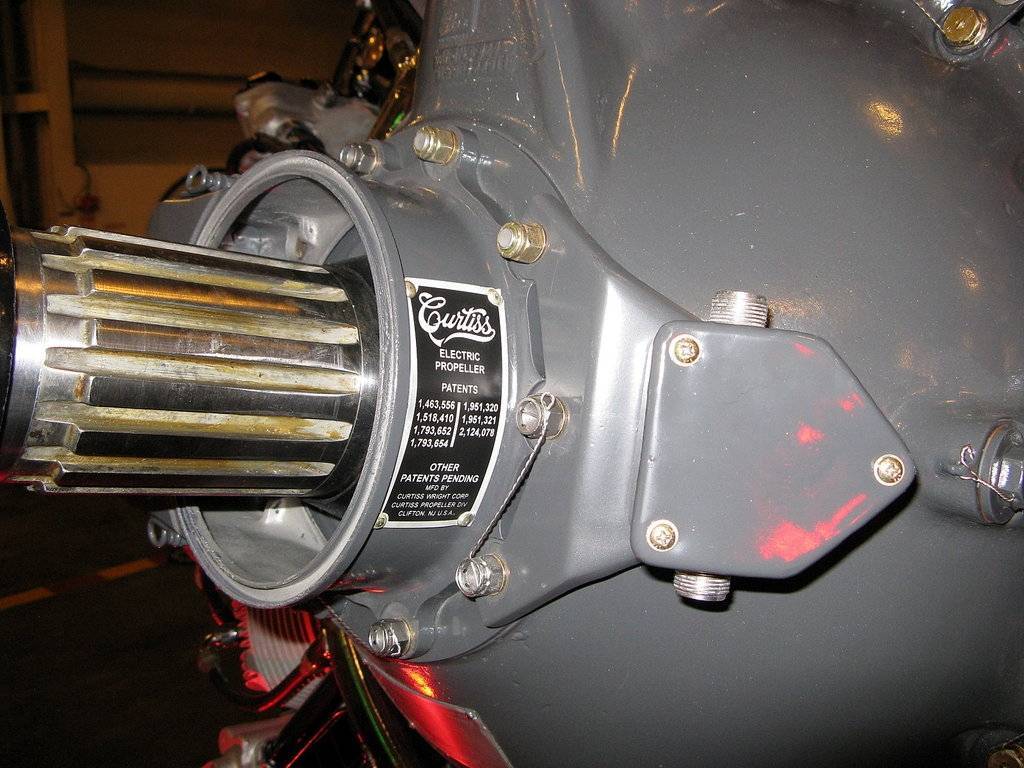 FM2_engine_010.jpg