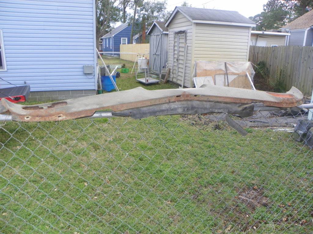 Fury & Cuda parts 1-19-19 024.JPG