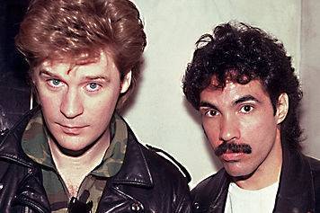 Hall-Oates-image-hall-and-oates-36772569-356-237.jpg