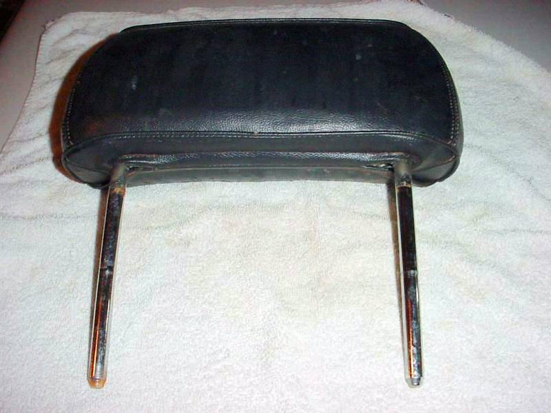 HEAD REST 1 (Large).jpg