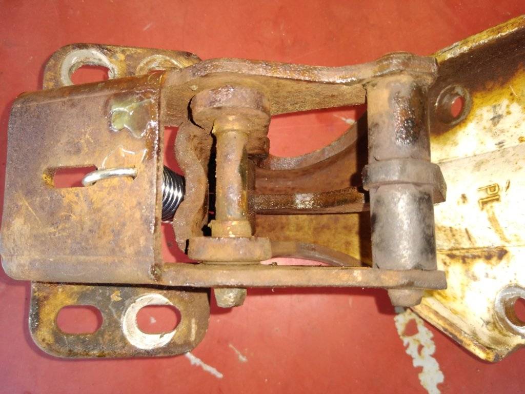 Hinge repair 15.jpg