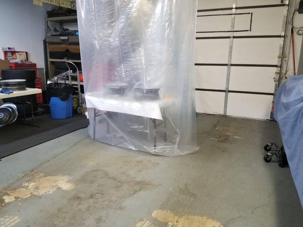 Home made paint booth.jpg