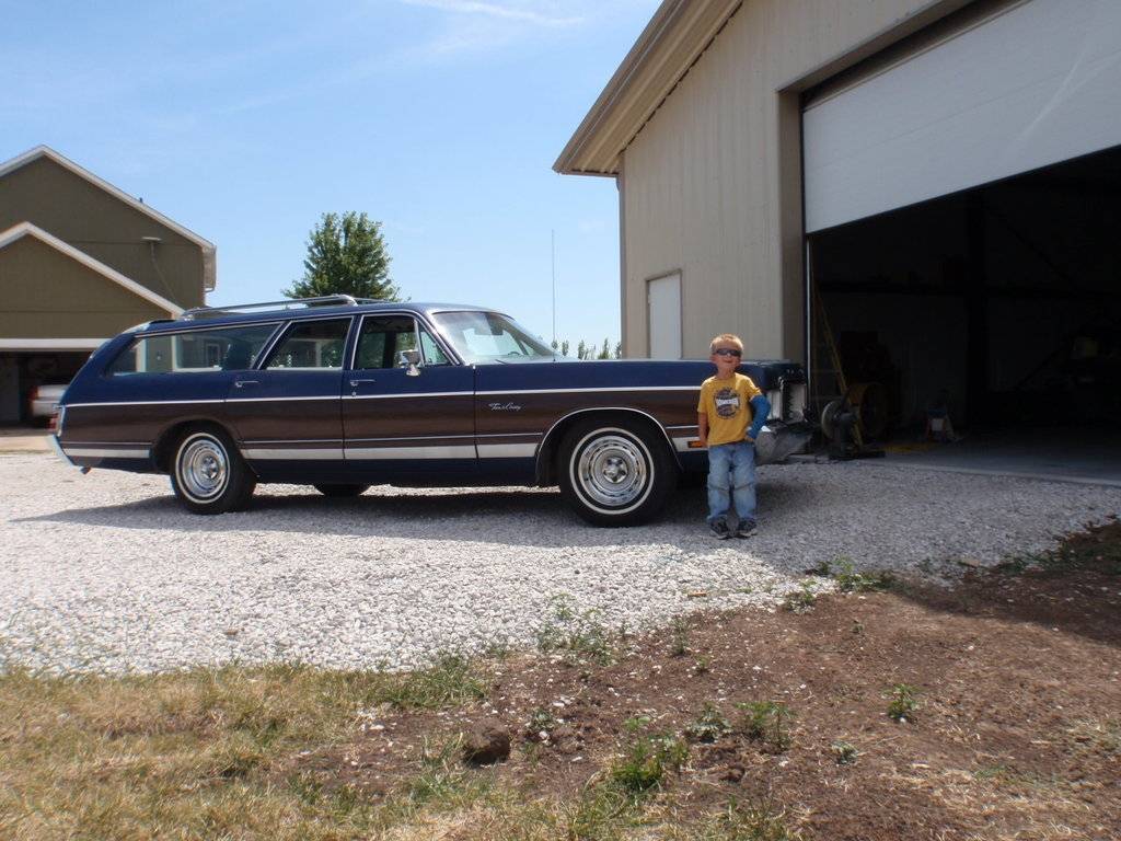 Hopper Wagon Cast.JPG