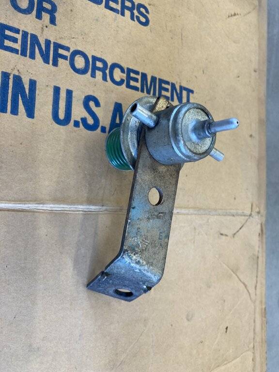 For Sale Distributor Vacuum Control Valve For C Bodies Only Classic