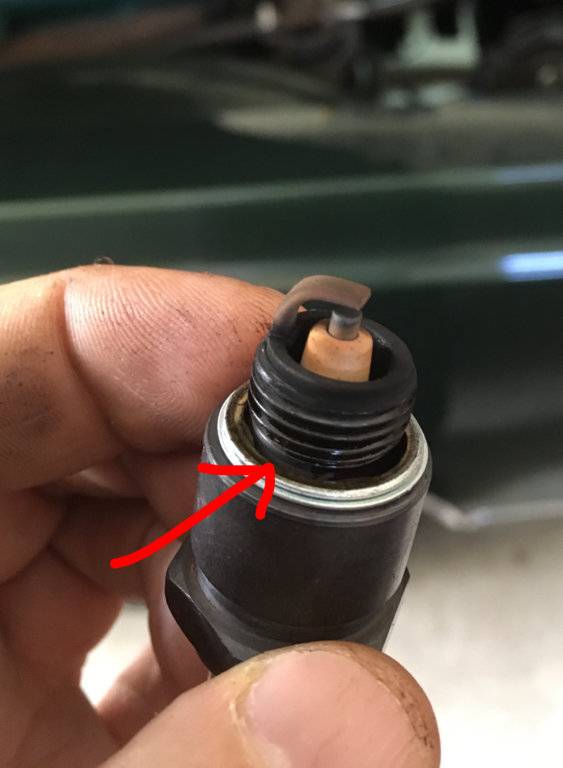Reading my spark plugs; Fuel? Oil? Valve Seals? Carb leaking? For C