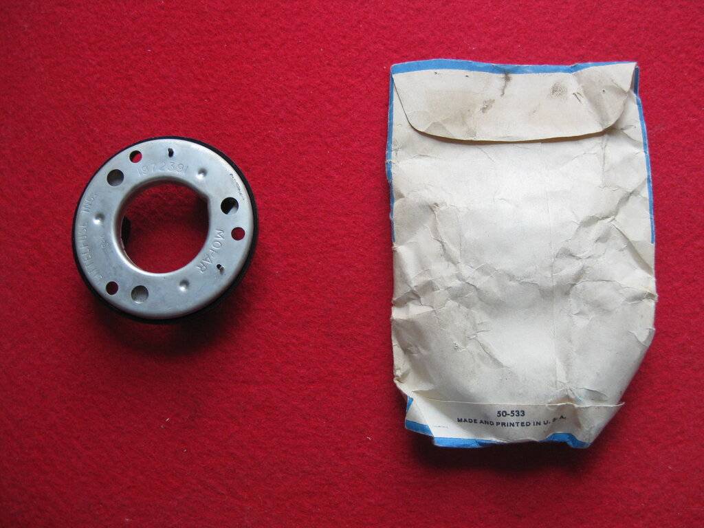 For Sale NOS Mopar Horn Switch 1972391 19601966 For C Bodies Only