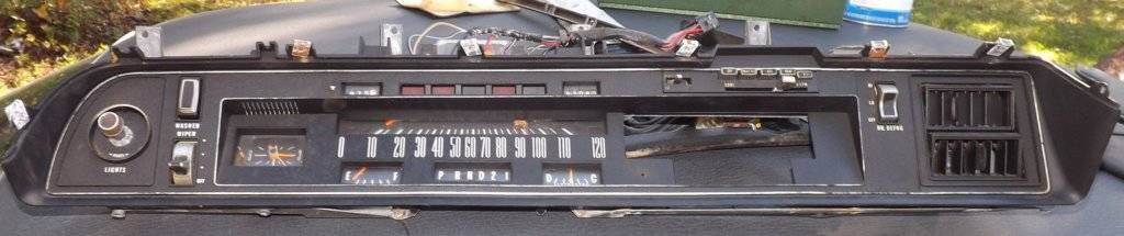 instrument cluster1.jpg