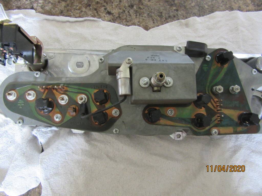 instrument panel.JPG