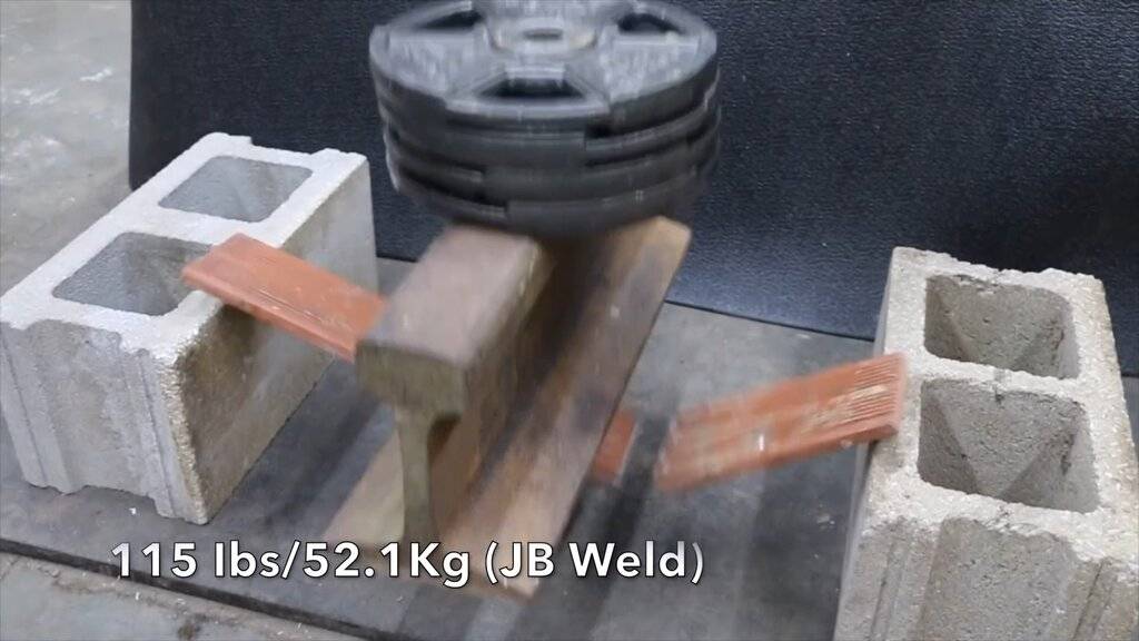 Is Flex Glue better than JB Weld, Gorilla & Loctite_  Let's find out!_00_05_24_02.jpg