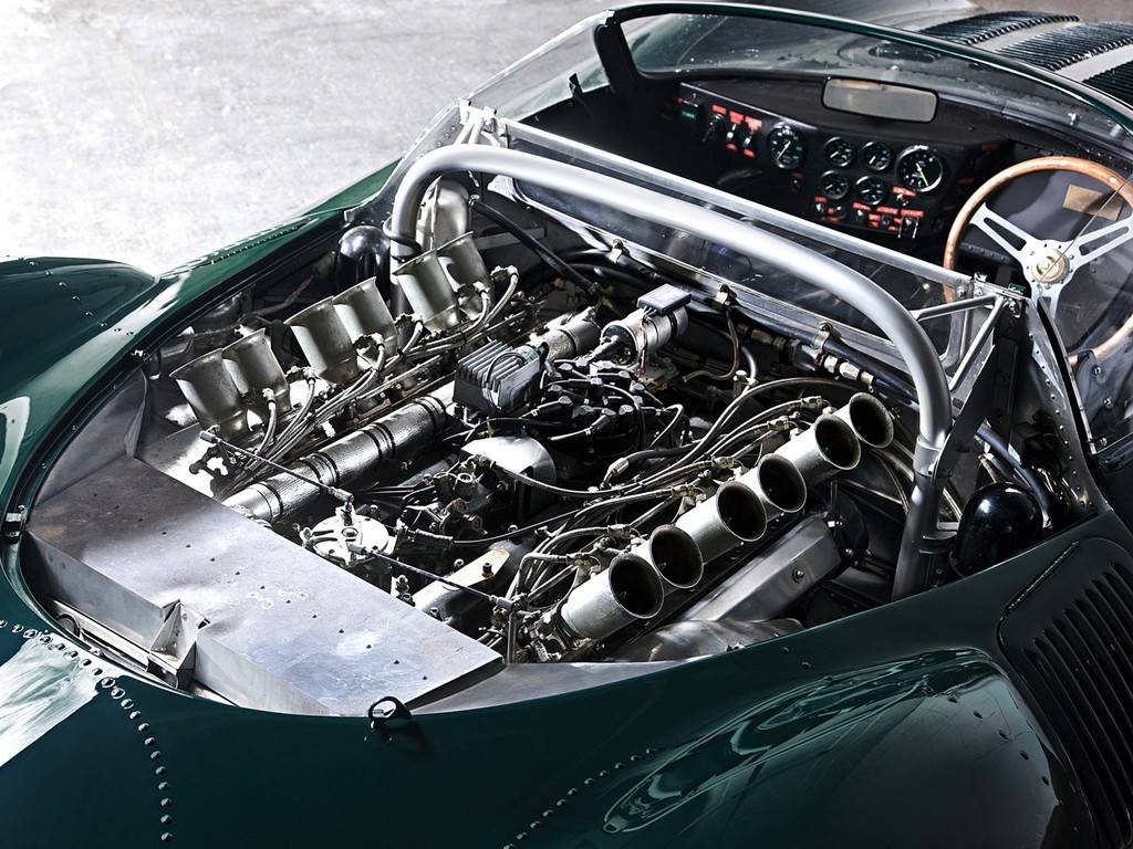 jaguar-xj13-prototype-to-make-le-mans-debut-50-years-after-it-was-born_6.jpg