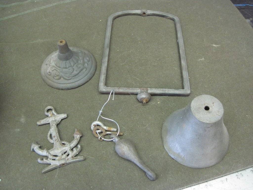 Jim Whalin Navy Dinner Bell 001.JPG