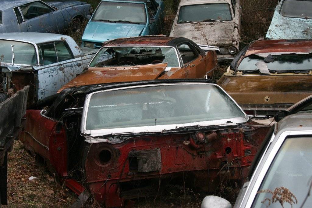 junk yard 029.JPG