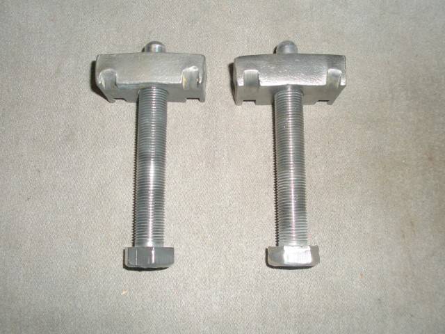 LCA Bolts C Body 002 (Small).JPG