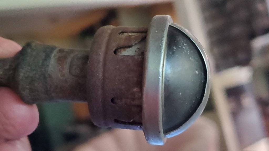 license plate light.jpg