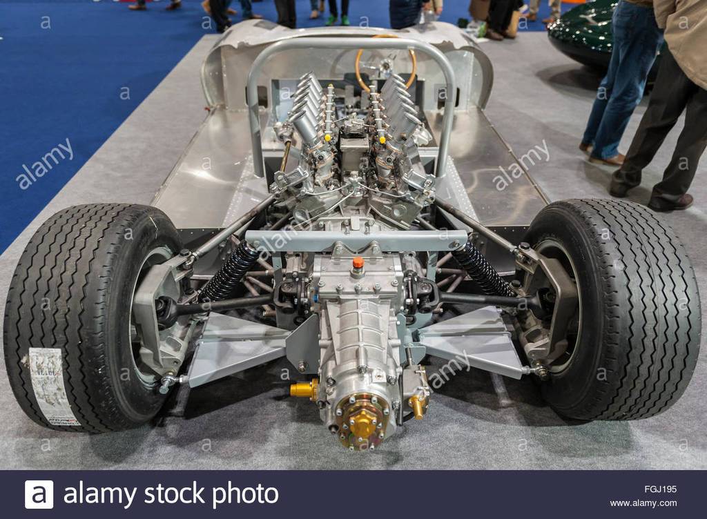london-uk-19-february-2016-the-v12-engine-of-a-jaguar-xk13-chassis-FGJ195.jpg