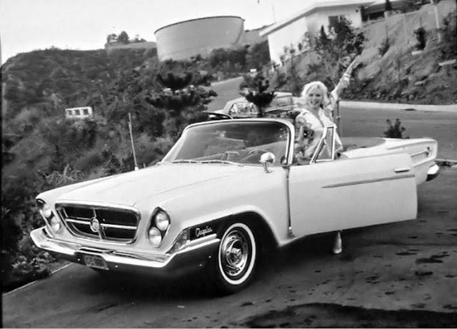 marilyn-monroe-and-cars-14.jpg