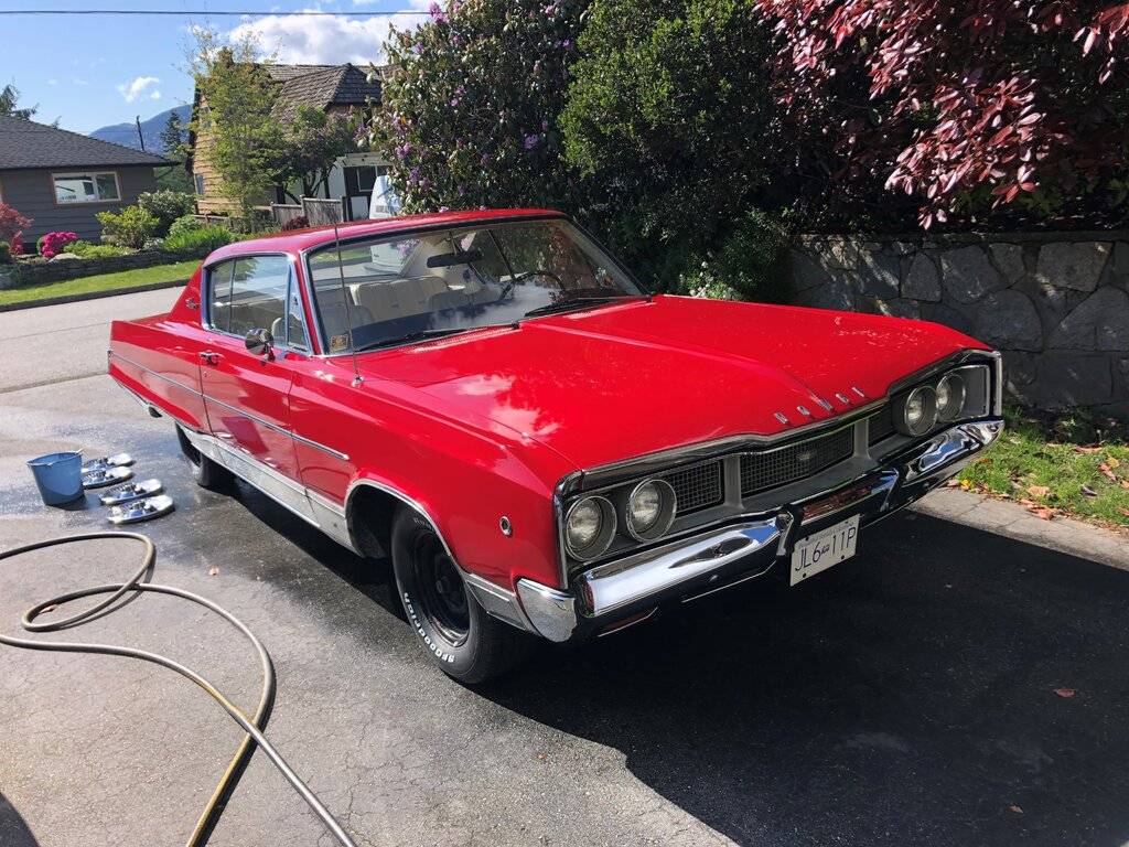 monaco no hubcaps.jpg