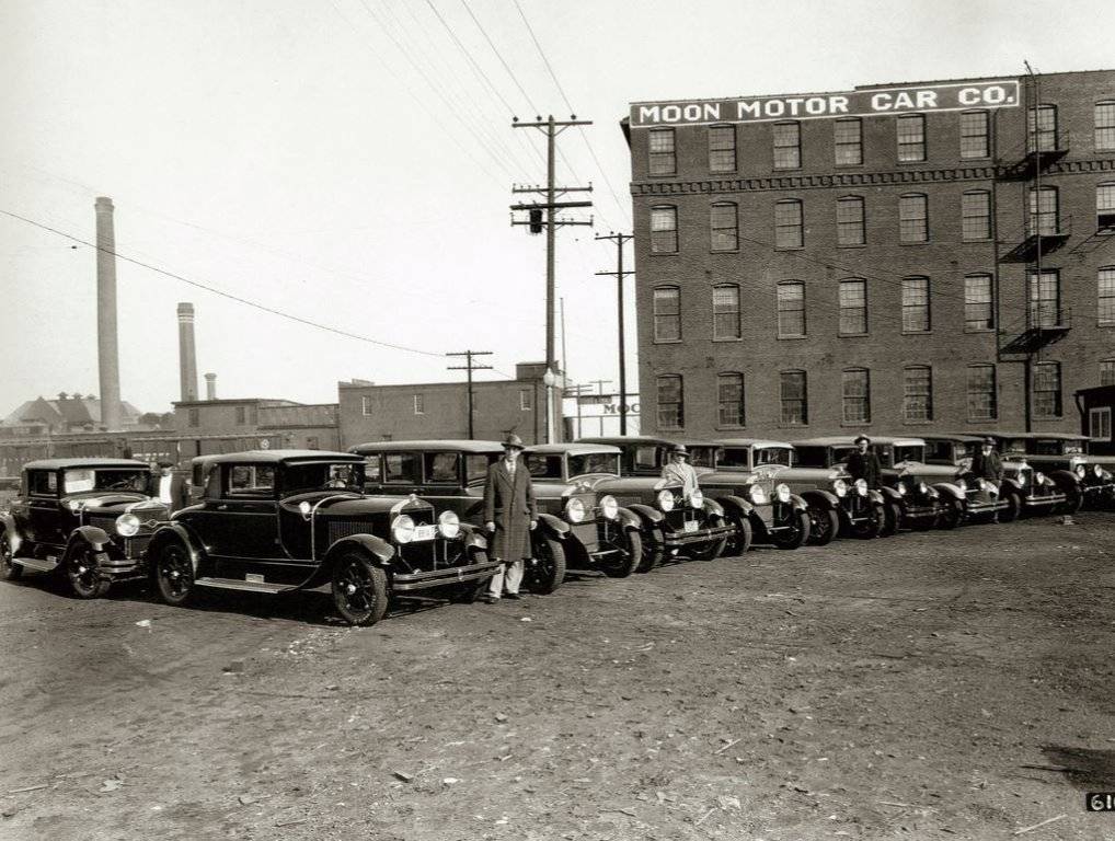 Moon Motor Car Co., Missouri, 1927.jpg