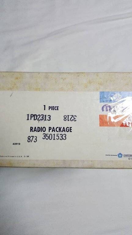 Mopar AMFM radio kit NOS - $400 (Nesconset).001.jpg