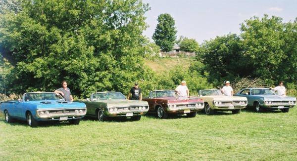 Moparfest04SidebySide.jpg