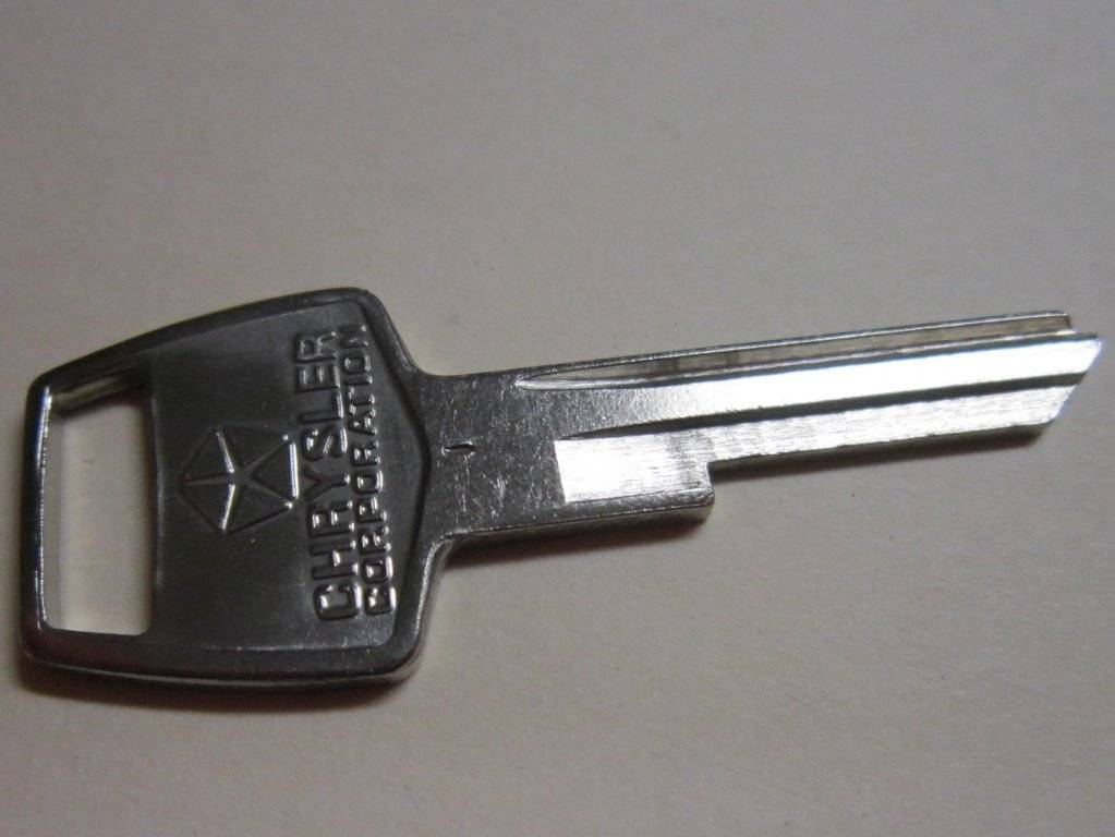 MoparKey3.jpg