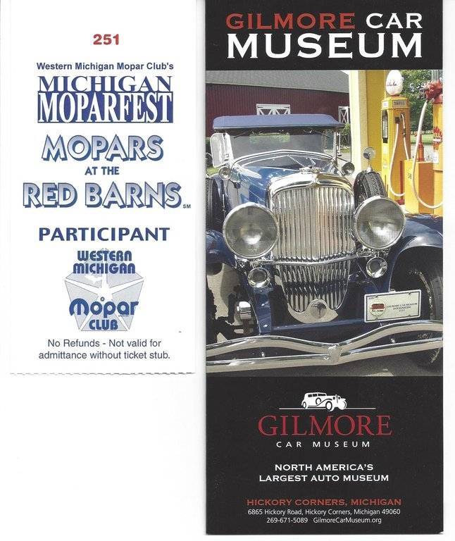 Mopars at the Red Barns.jpg