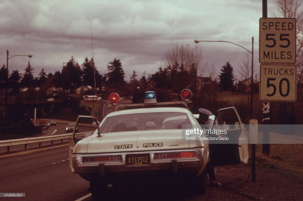 motorists-were-stopped-by-the-state-police.jpg