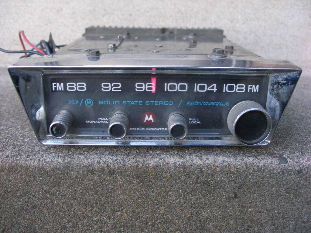 MOTOROLA FM adapter.jpg