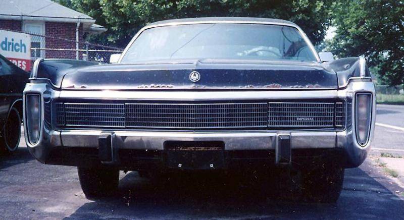 My 1973 Chrysler Imperial LeBaron 03 001.jpg