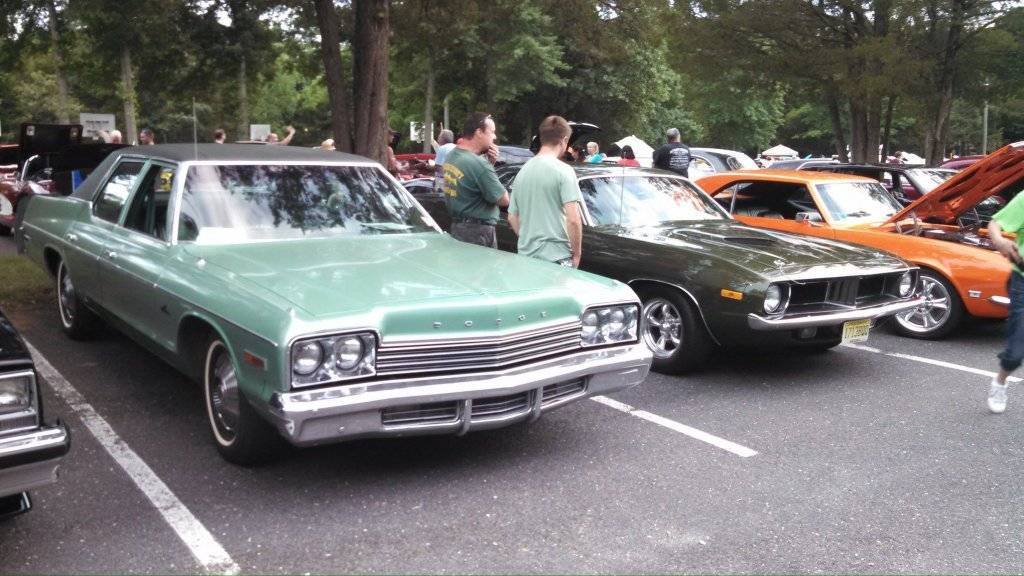 My 1974 Dodge Monaco.jpg