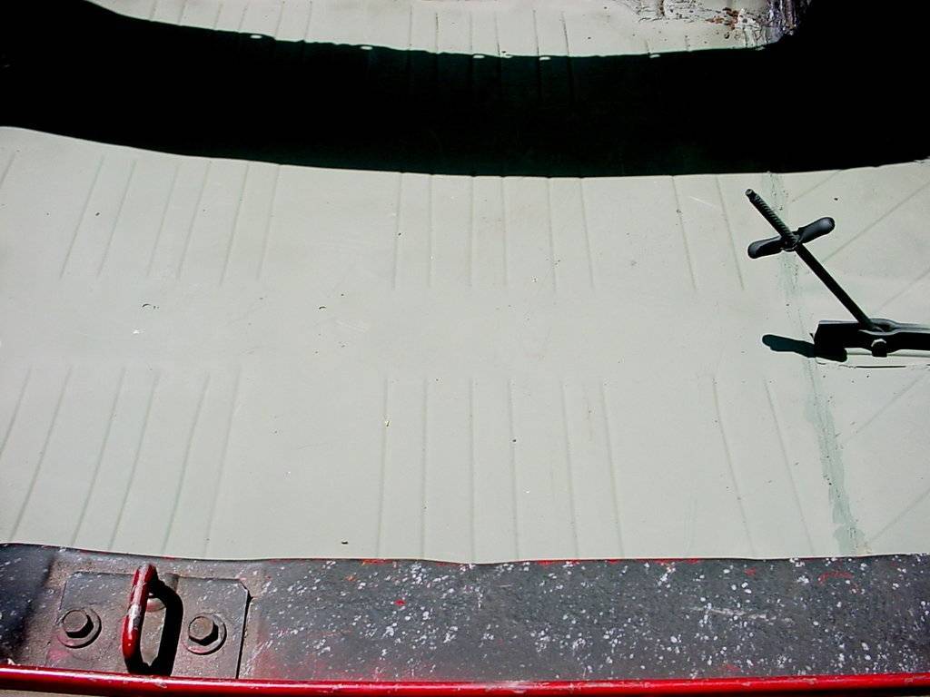 new trunk floor 1.JPG