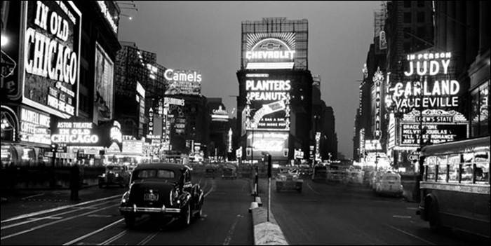 new-york-times-square-illuminated-by-large-neon-advertising-signs-i23108.jpg